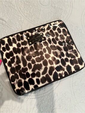 kate spade Patent Leopard Print Pouch in Black and Cream